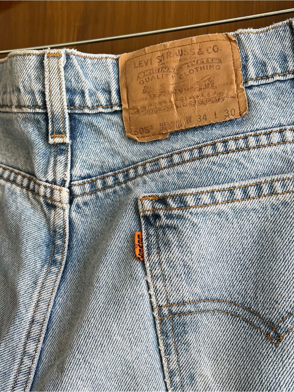 Levi's Men's Light Wash Blue Straight Jeans with Tan Patch